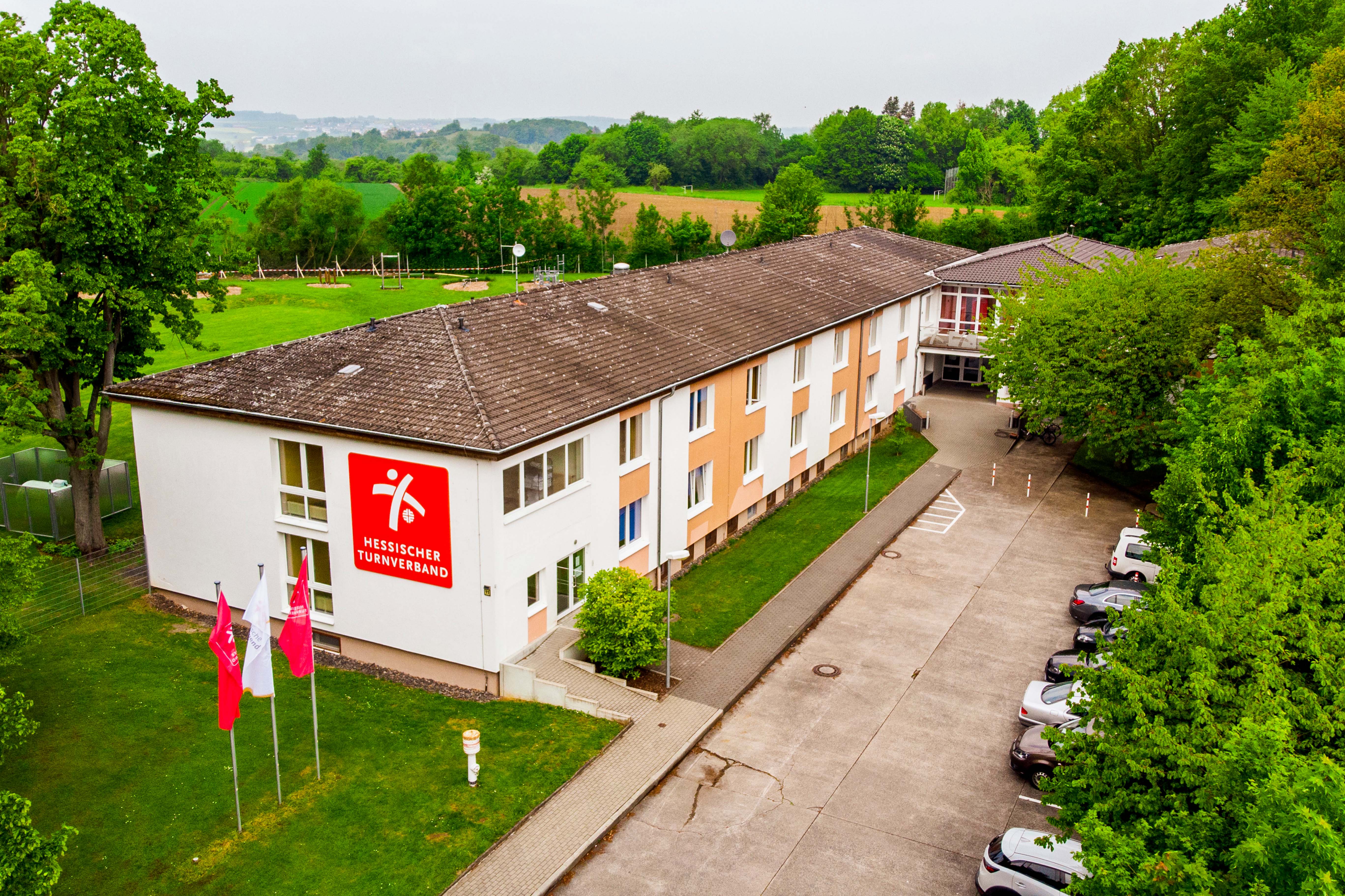 Gebäude des Turnzentrum Alsfeld von außen.
